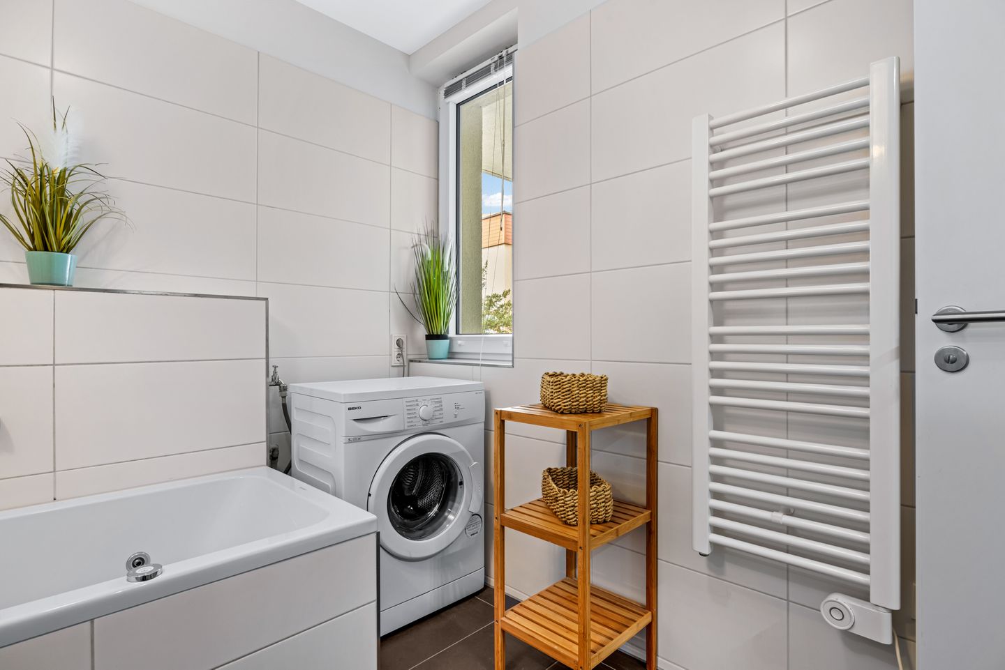 DünenResort Binz DünenResort Binz 114 Rügen - Badezimmer mit Badewanne