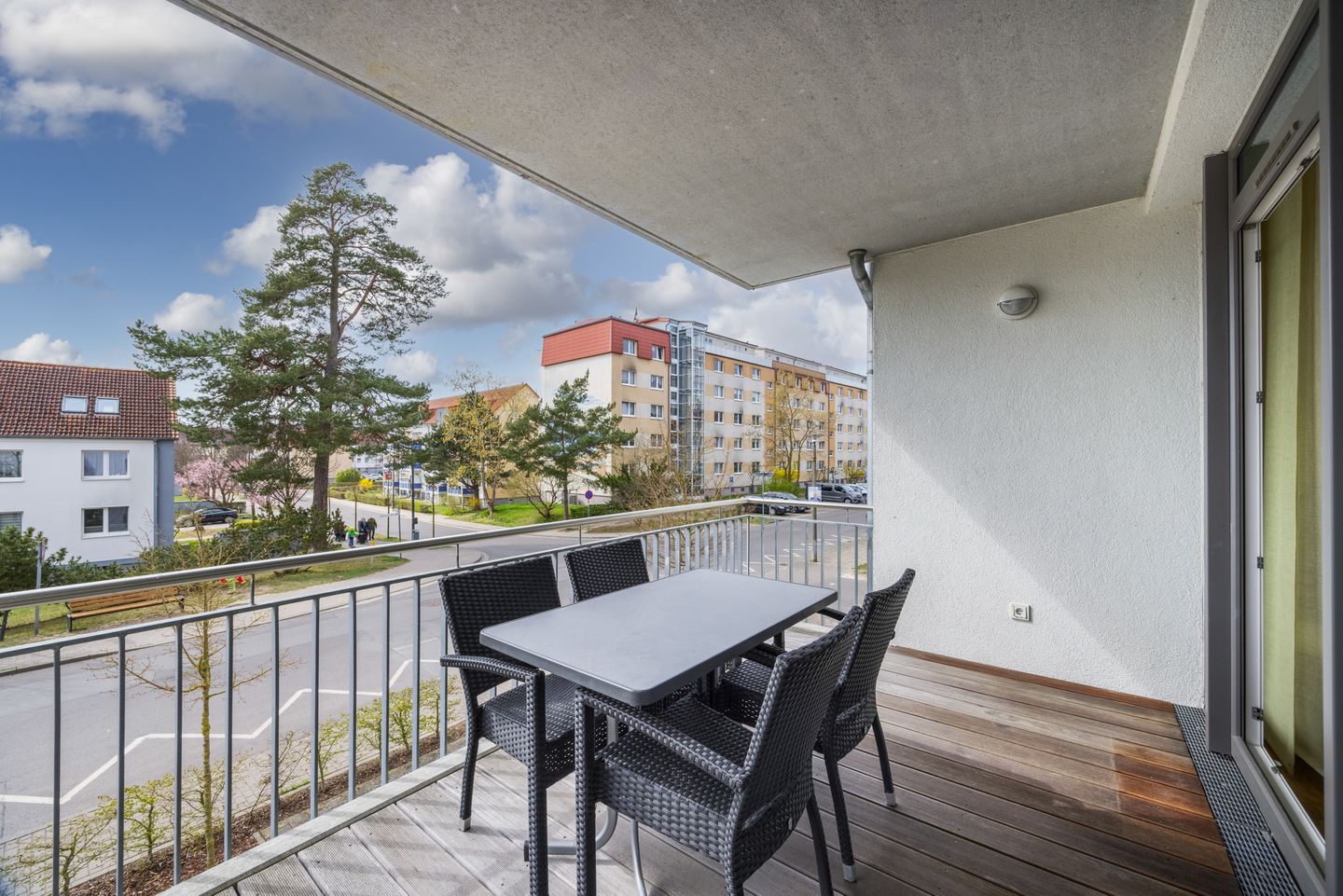 DünenResort Binz DünenResort Binz 114 Rügen - Balkon mit Gartenmöbeln