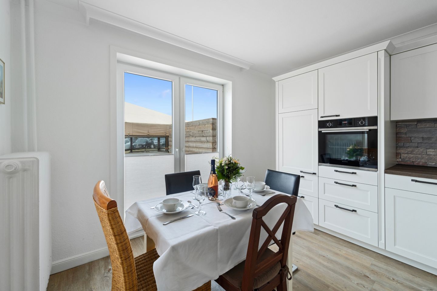 Steinburg   - Dünenstr. 6, App. 8 Wenningstedt - Küche / Küchenzeile