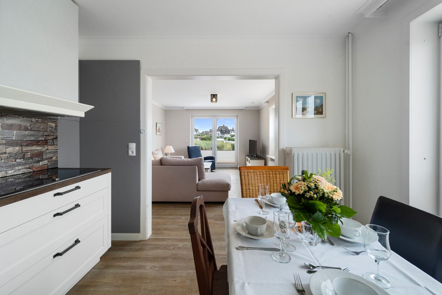 Steinburg   - Dünenstr. 6, App. 8 Wenningstedt - Küche / Küchenzeile