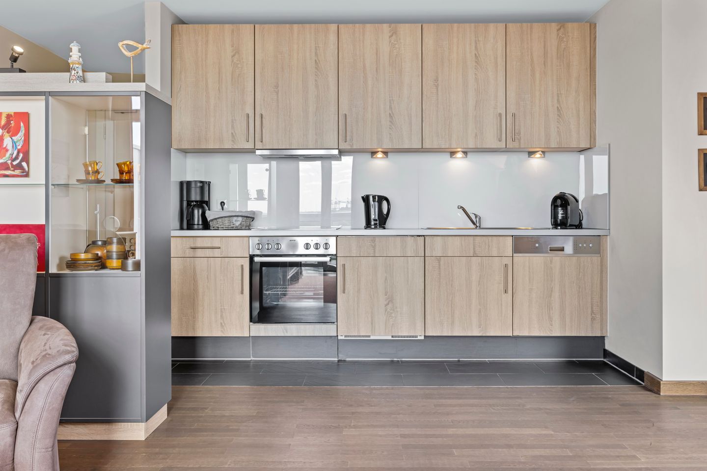 Resort Deichgraf Resort Deichgraf 27-18 Wremen - Küchenzeile mit Backofen