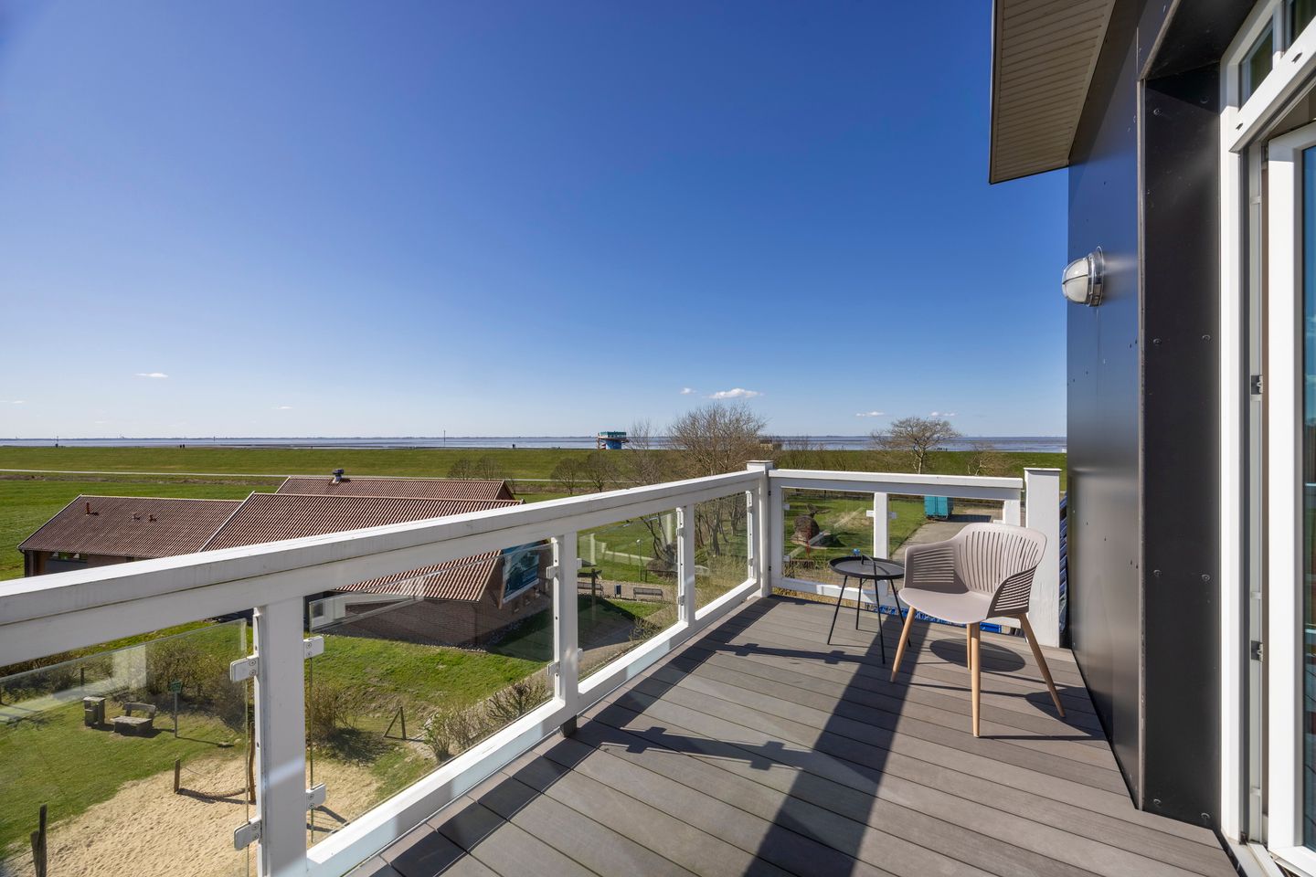 Resort Deichgraf Resort Deichgraf 27-19 Wremen - Balkon mit Ausblick