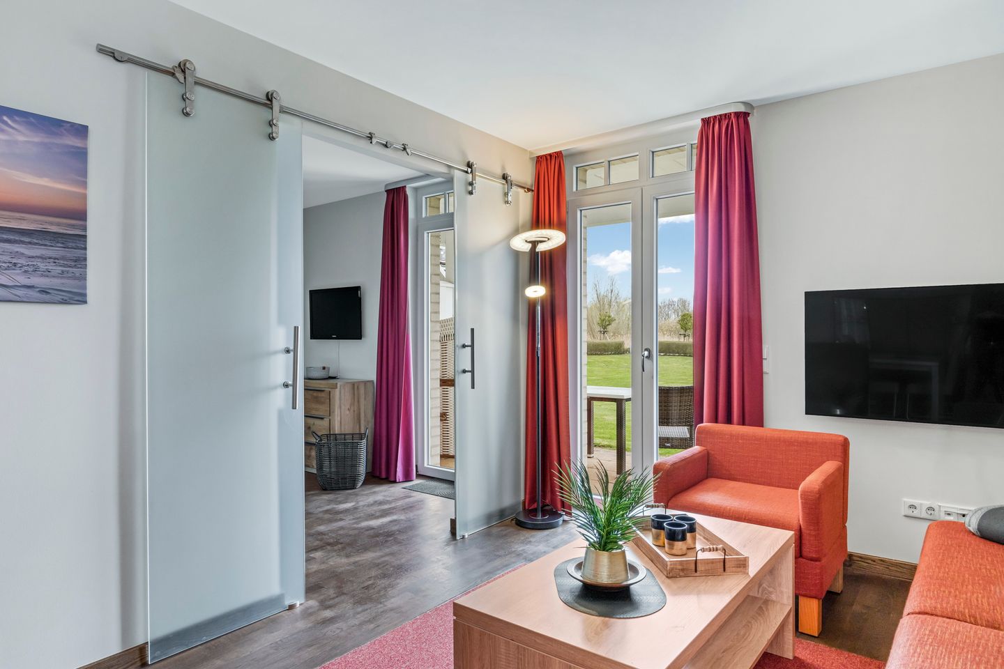 Resort Deichgraf Resort Deichgraf 31-02 Wremen - Wohnbereich mit Zugang zum Schlafzimmer