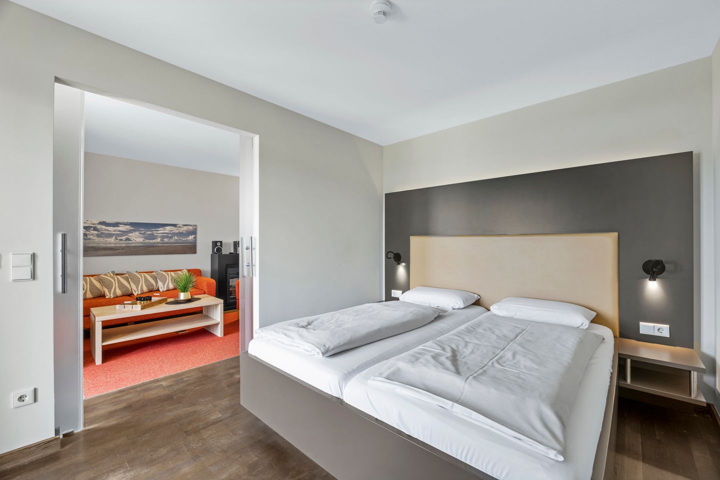 Resort Deichgraf Resort Deichgraf 31-02 Wremen - Schlafzimmer mit Doppelbett