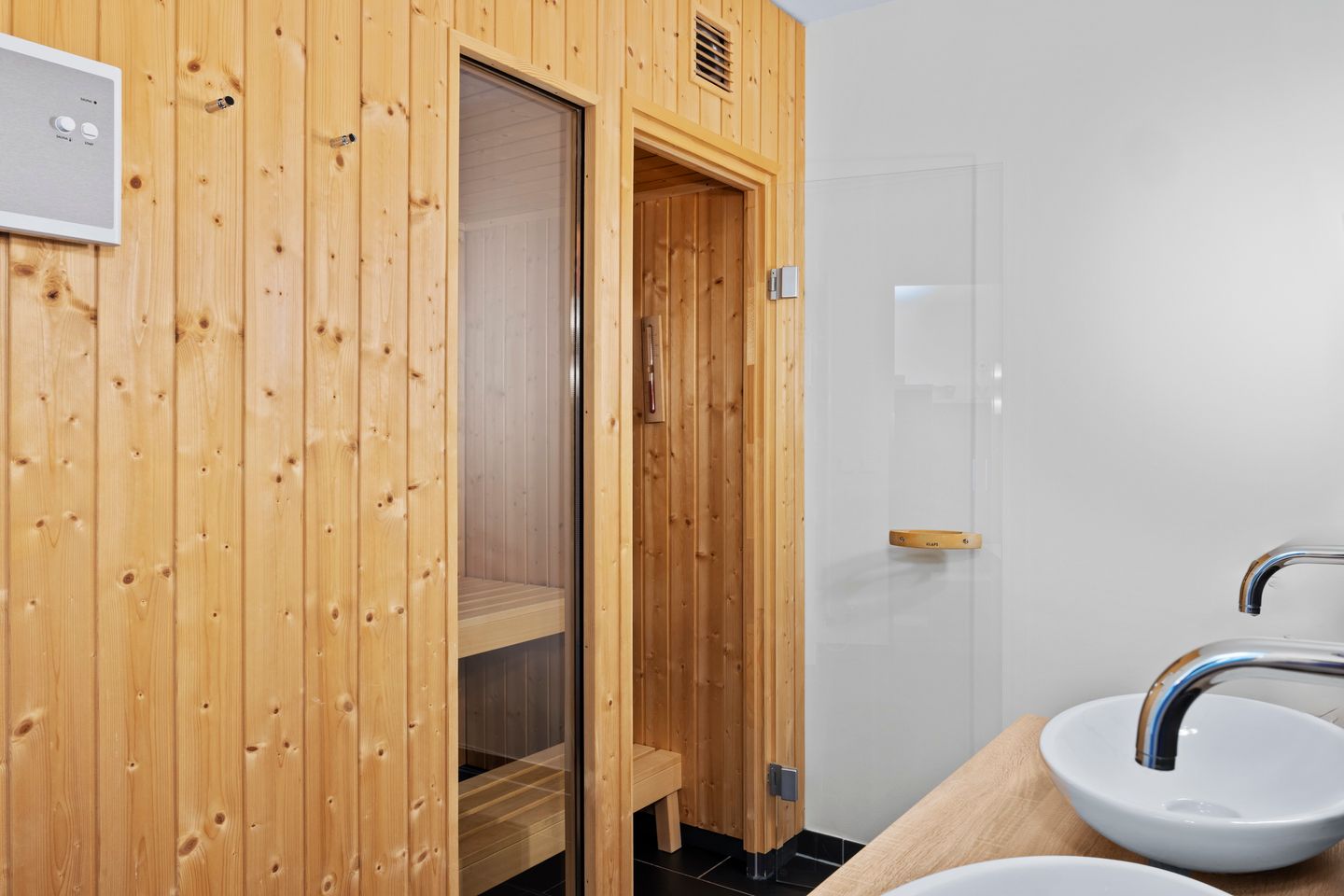 Resort Deichgraf Resort Deichgraf 31-03 Wremen - Badezimmer mit Sauna