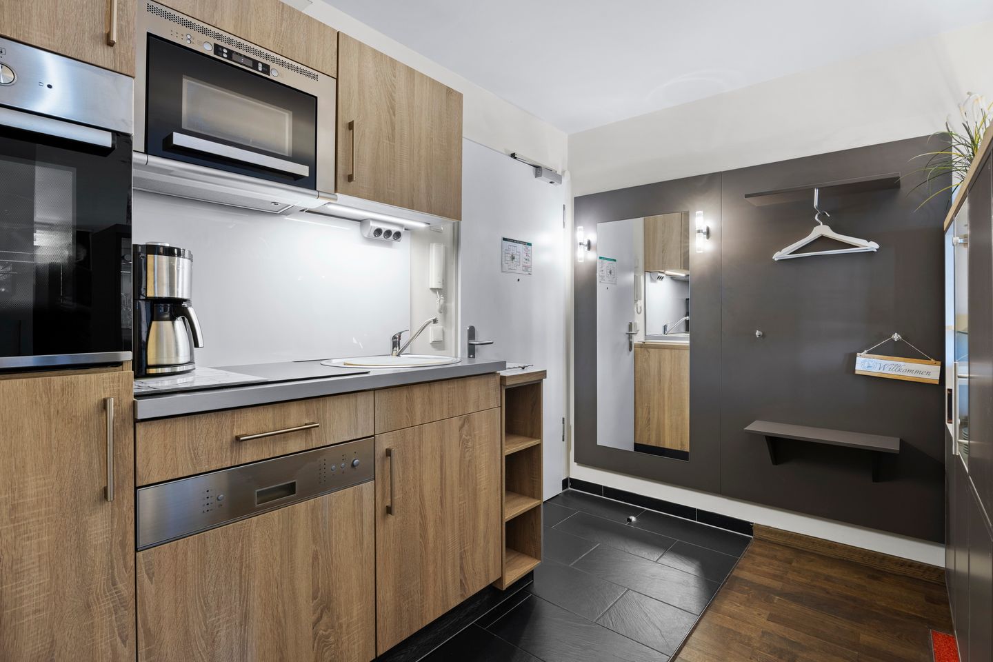 Resort Deichgraf Resort Deichgraf 31-07 Wremen - Küchenzeile mit Backofen