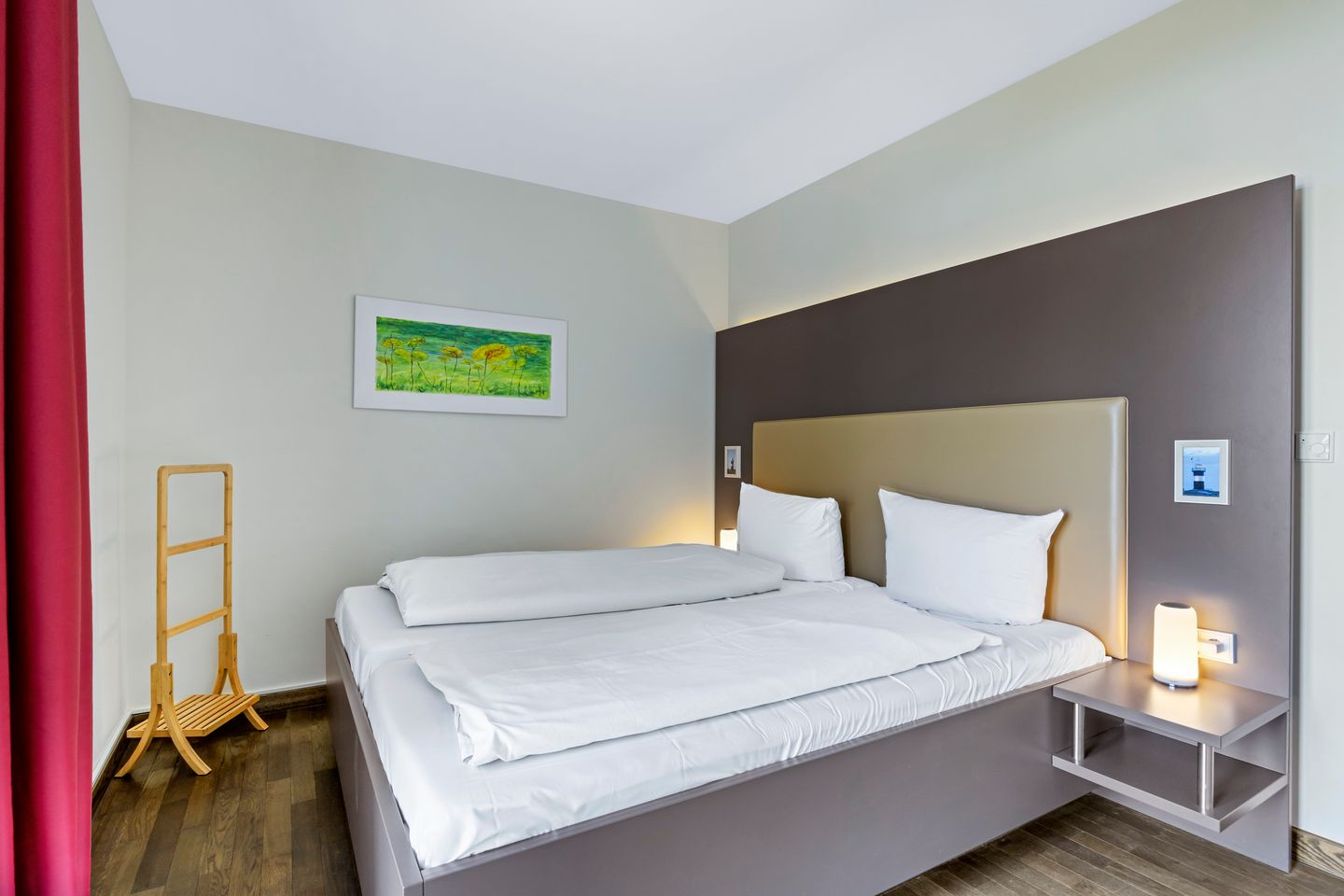 Resort Deichgraf Resort Deichgraf 31-08 Wremen - Schlafzimmer mit Doppelbett