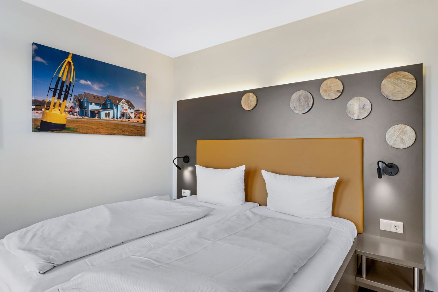 Resort Deichgraf Resort Deichgraf 31-11 Wremen - Schlafzimmer mit Doppelbett