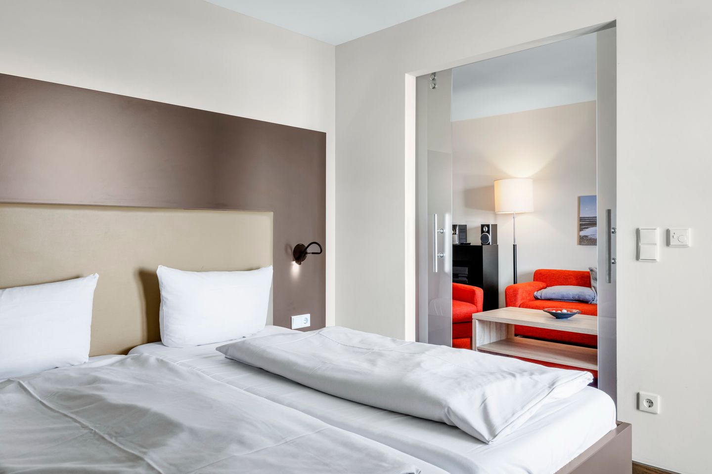 Resort Deichgraf Resort Deichgraf 31-13 Wremen - Schlafzimmer mit Doppelbett