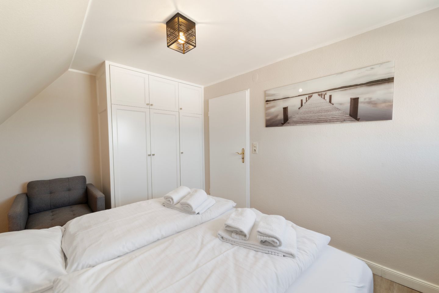 Steinburg   - Dünenstr. 6, App. 5 Wenningstedt - Schlafzimmer