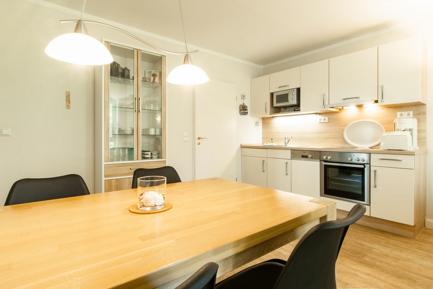 Strand-Park Strand-Park 305 Usedom - Wohn-Essbereich mit Esstisch