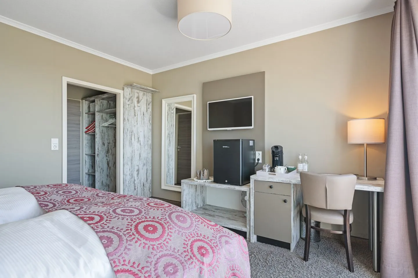 Strand No 1 Hotel Strand No 1 - Doppelzimmer - Meerblick SPO Bad - 