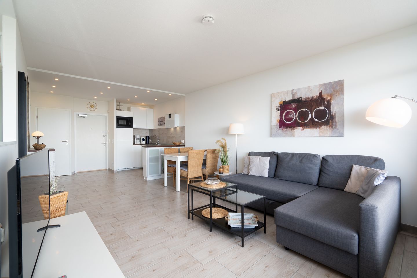 Panoramic Studio Sunrise – Zur Begrüßung ein traumhafter Meerblick Sierksdorf - Wohnzimmer