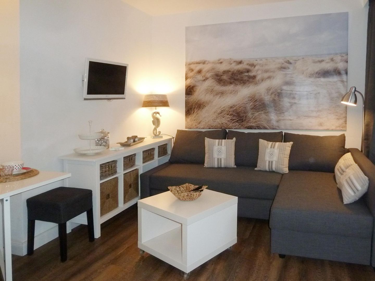 Kaiserhof Apartment 101, Typ B  - Wohnzimmer