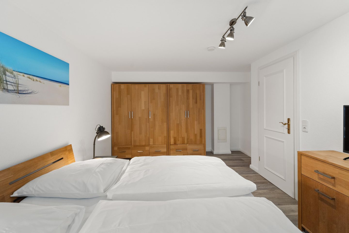 Octopus App. 01 Strandstrasse 12 A Wenningstedt -