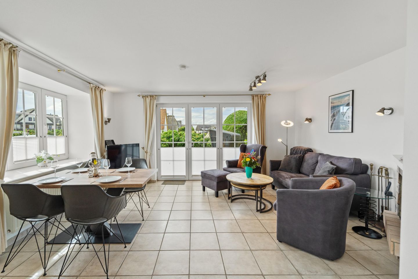 Octopus App. 01 Strandstrasse 12 A Wenningstedt -