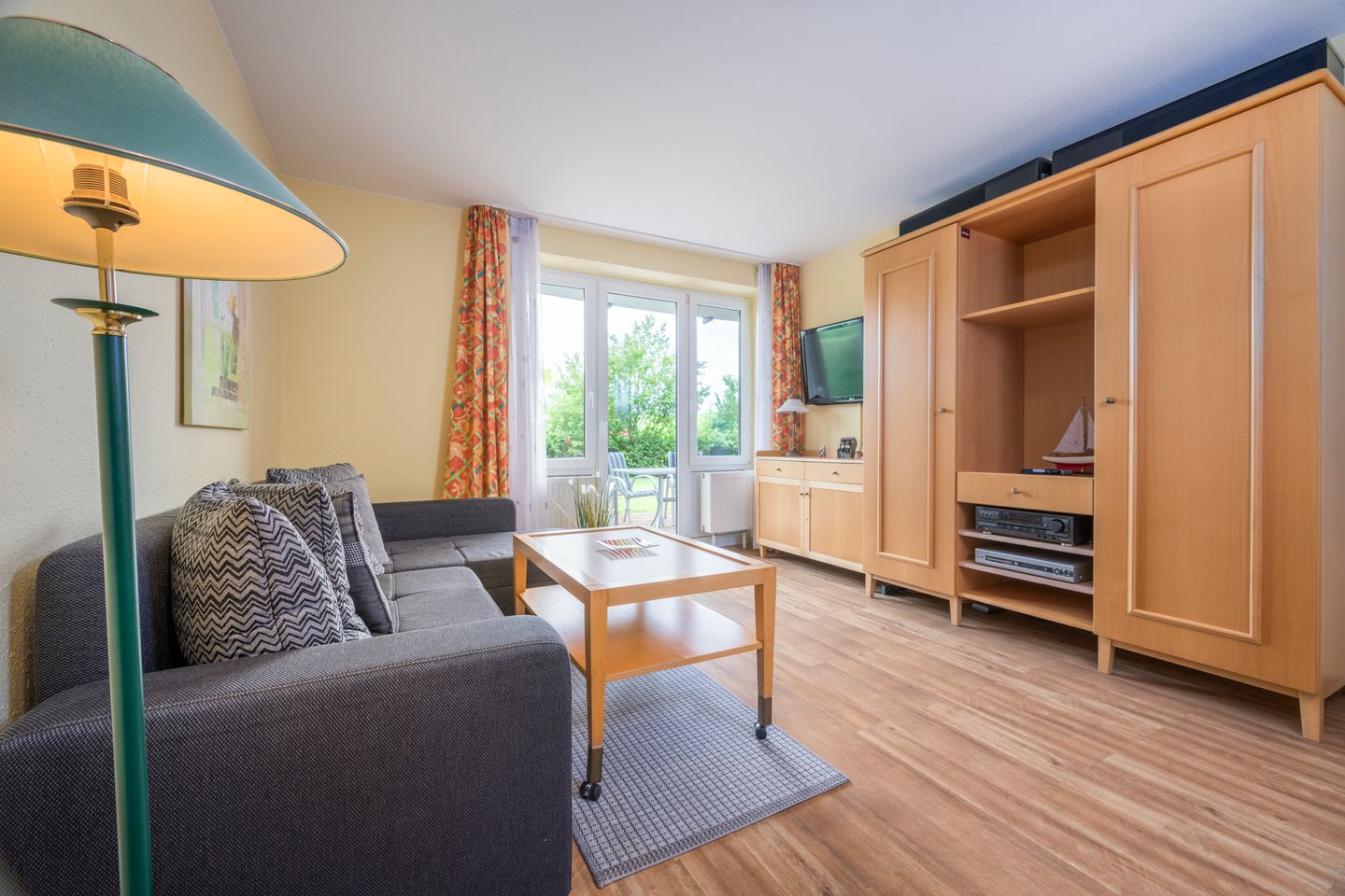 Hus Inselkieker Hus Inselkieker 002 Schillig - Wohn-Essbereich mit Couch