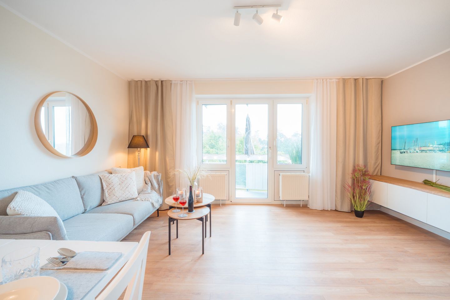 Hus Inselkieker Hus Inselkieker 110 Schillig - Wohn-Essbereich mit Couch