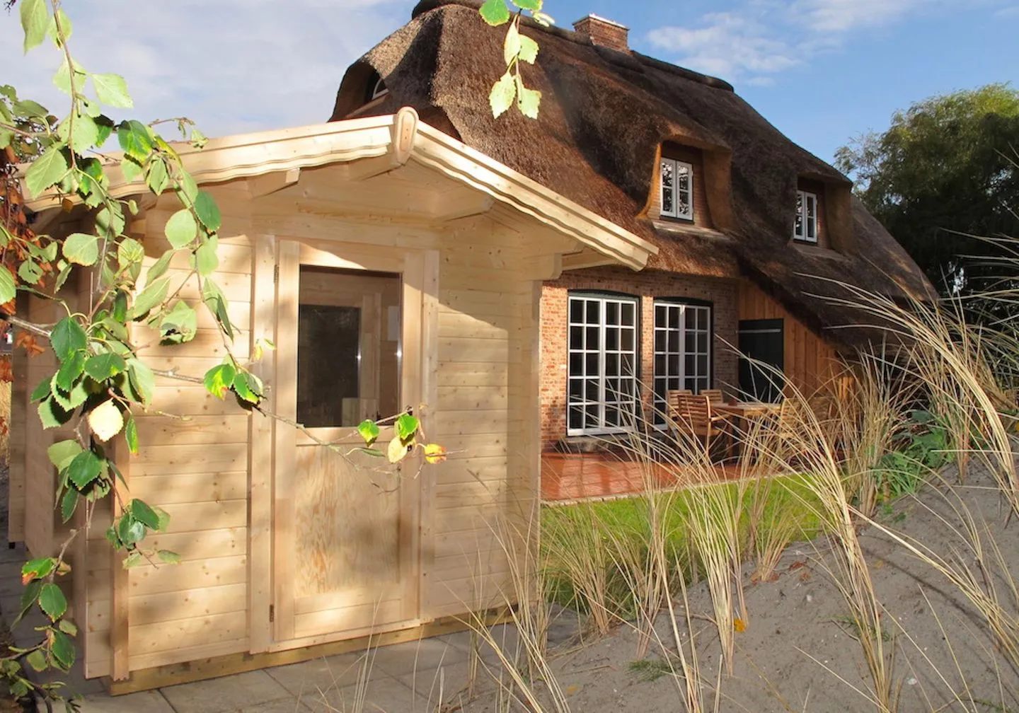 Dorf Domizil Reetdachhaus Strohhütte SPO Dorf - 