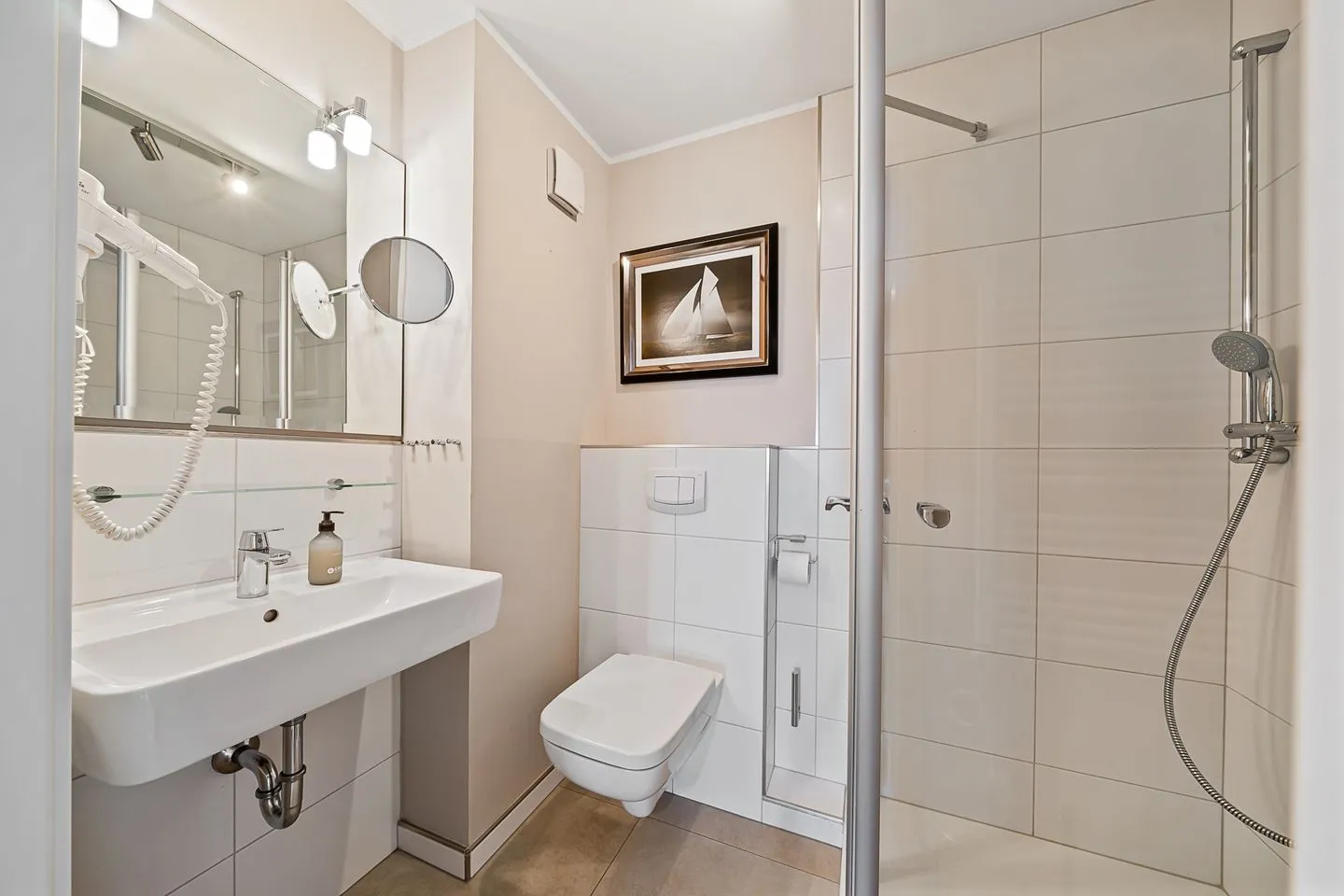 Horizonte Penthouse Horizonte SPO Bad - 