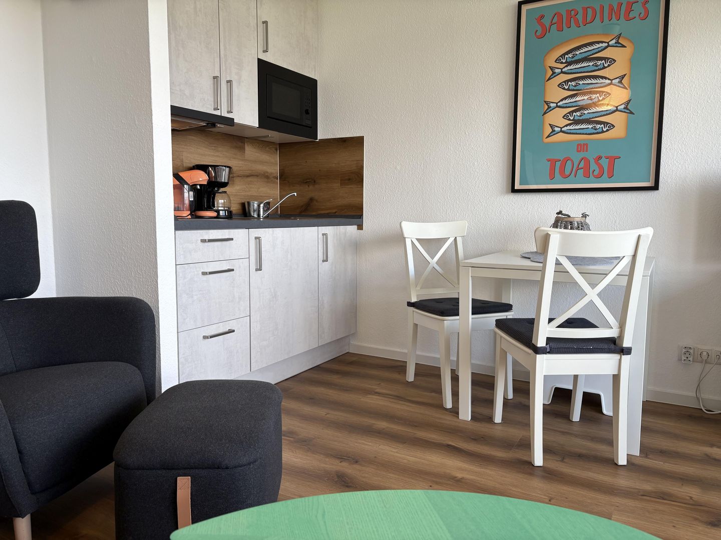  Strandhotel - 19 "Sardinenbüchse" Dahme - Wohnzimmer