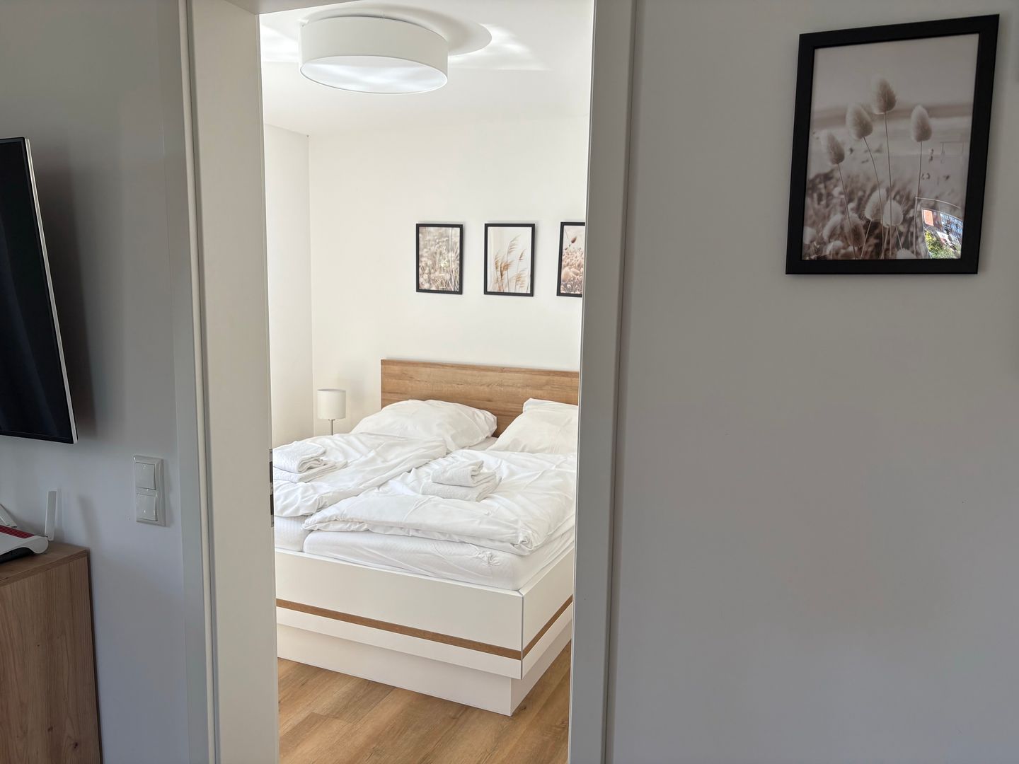 NordseeResort Friesland Nordseeresort Friesland 50-1-s Schillig - Flur mit Zugang zum Schlafzimmer