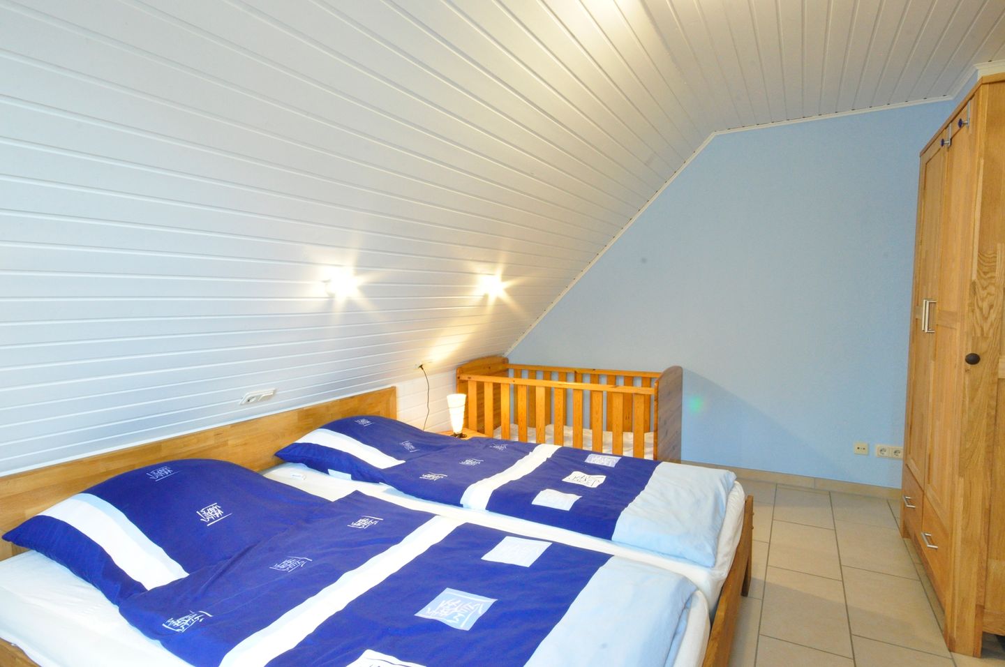  Ferienhaus "Uferglück" Uferstraße 2 F Carolinensiel - 