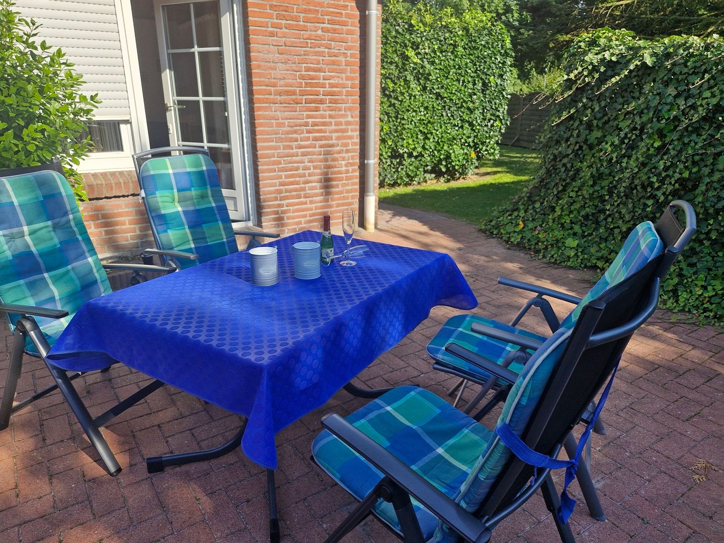  Ferienhaus "Uferglück" Uferstraße 2 F Carolinensiel - 