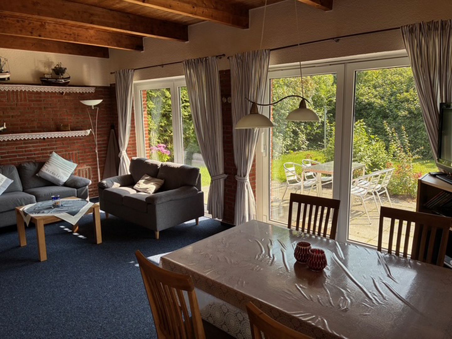  Haus Hagebutte Neuharlingersiel - 