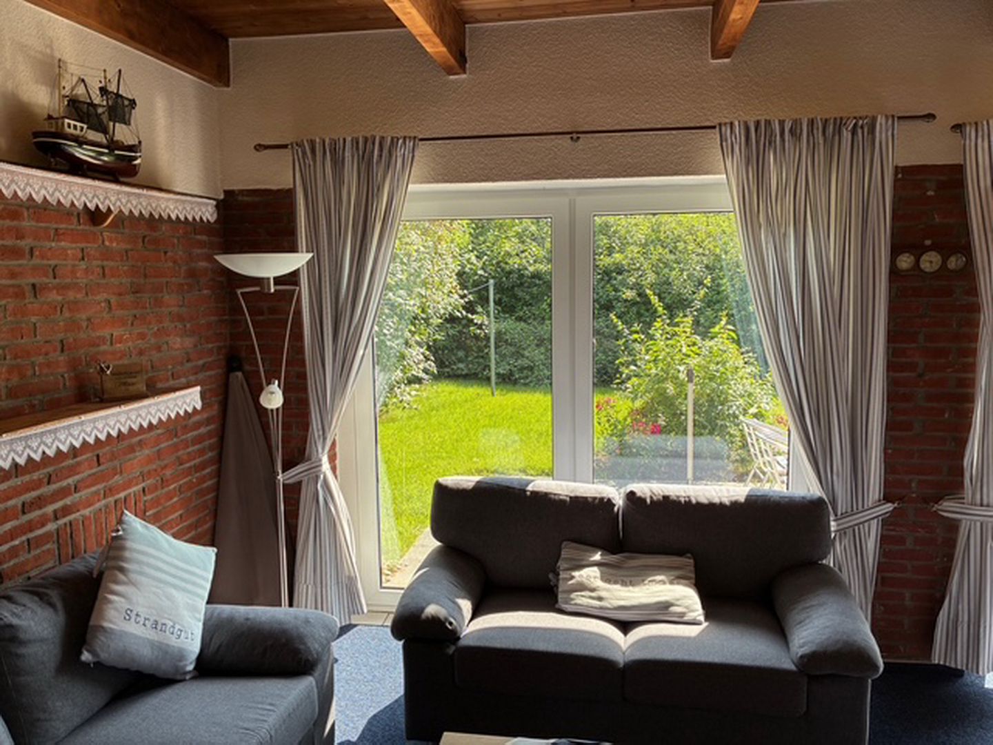  Haus Hagebutte Neuharlingersiel - 