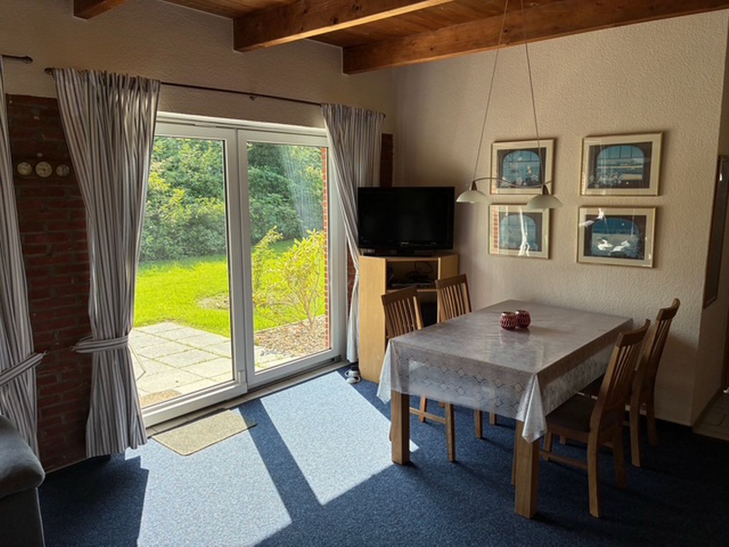  Haus Hagebutte Neuharlingersiel - 