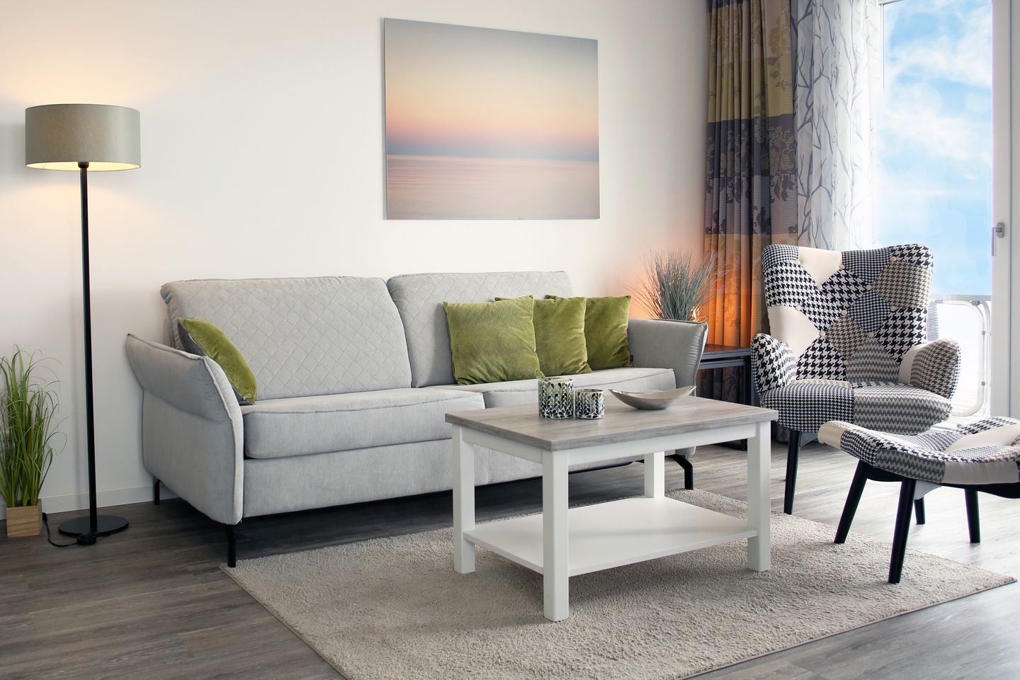 Apartmentanlage Meerblickvilla Apartmentanlage Meerblickvilla 2-22 Großenbrode - Wohn-Essbereich mit Couch