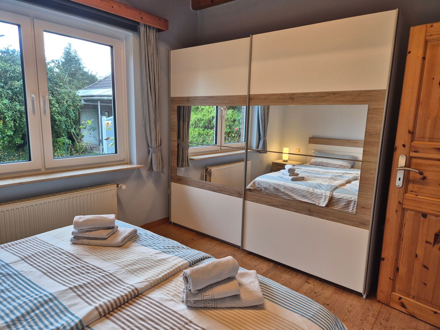  Ferienhaus Friesennest Norden - 