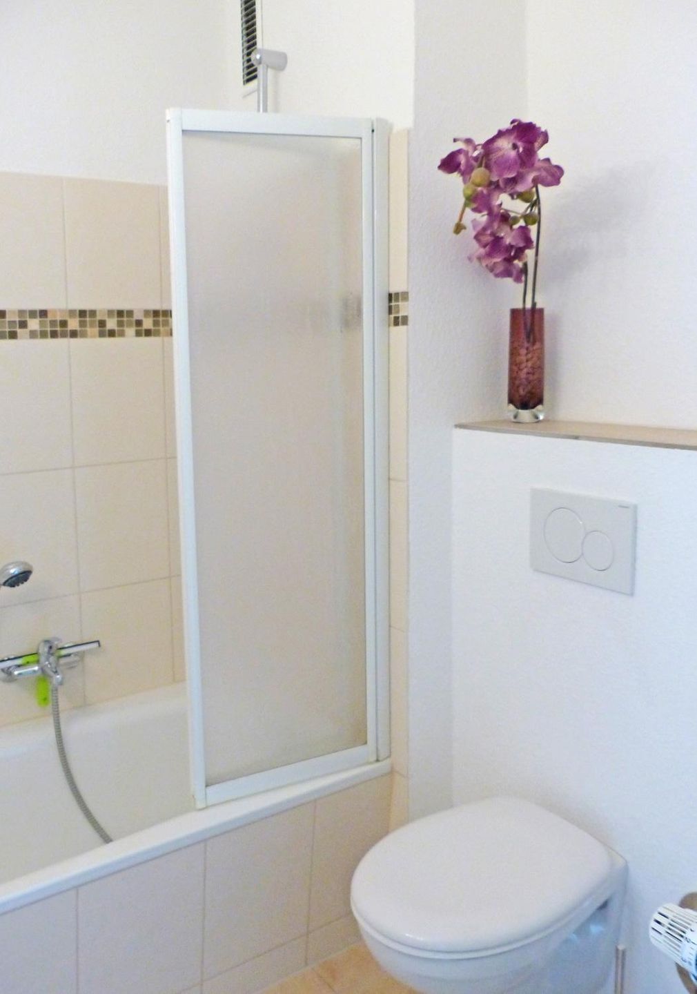 Kaiserhof Apartment 202, Typ A  - Badezimmer