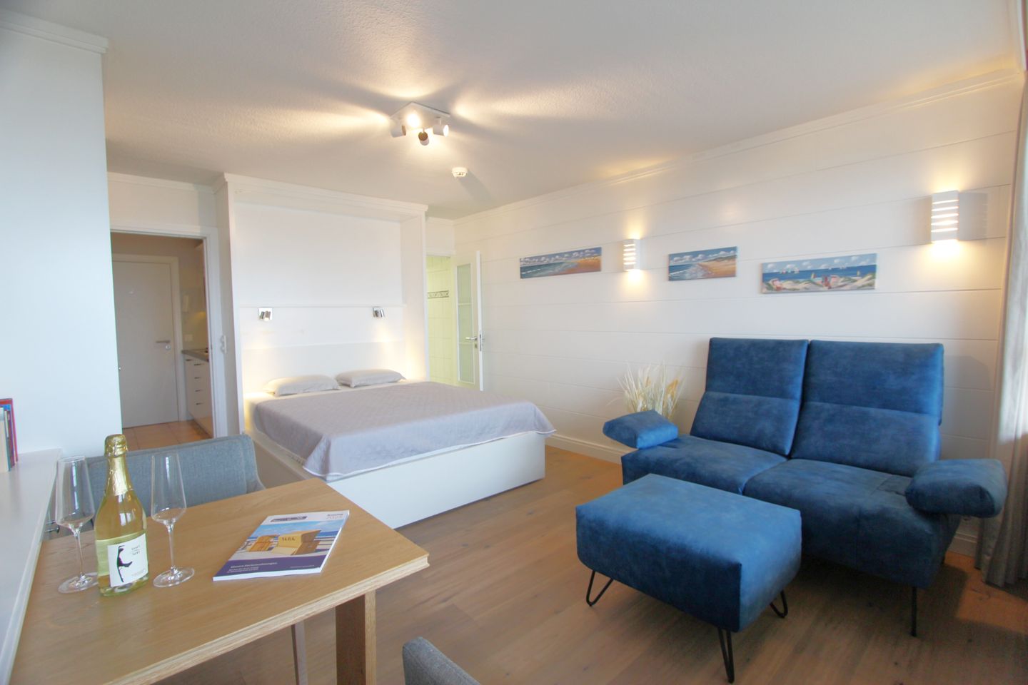  Dünenhof zum Kronprinzen, App. 88 Wenningstedt - Wohnzimmer