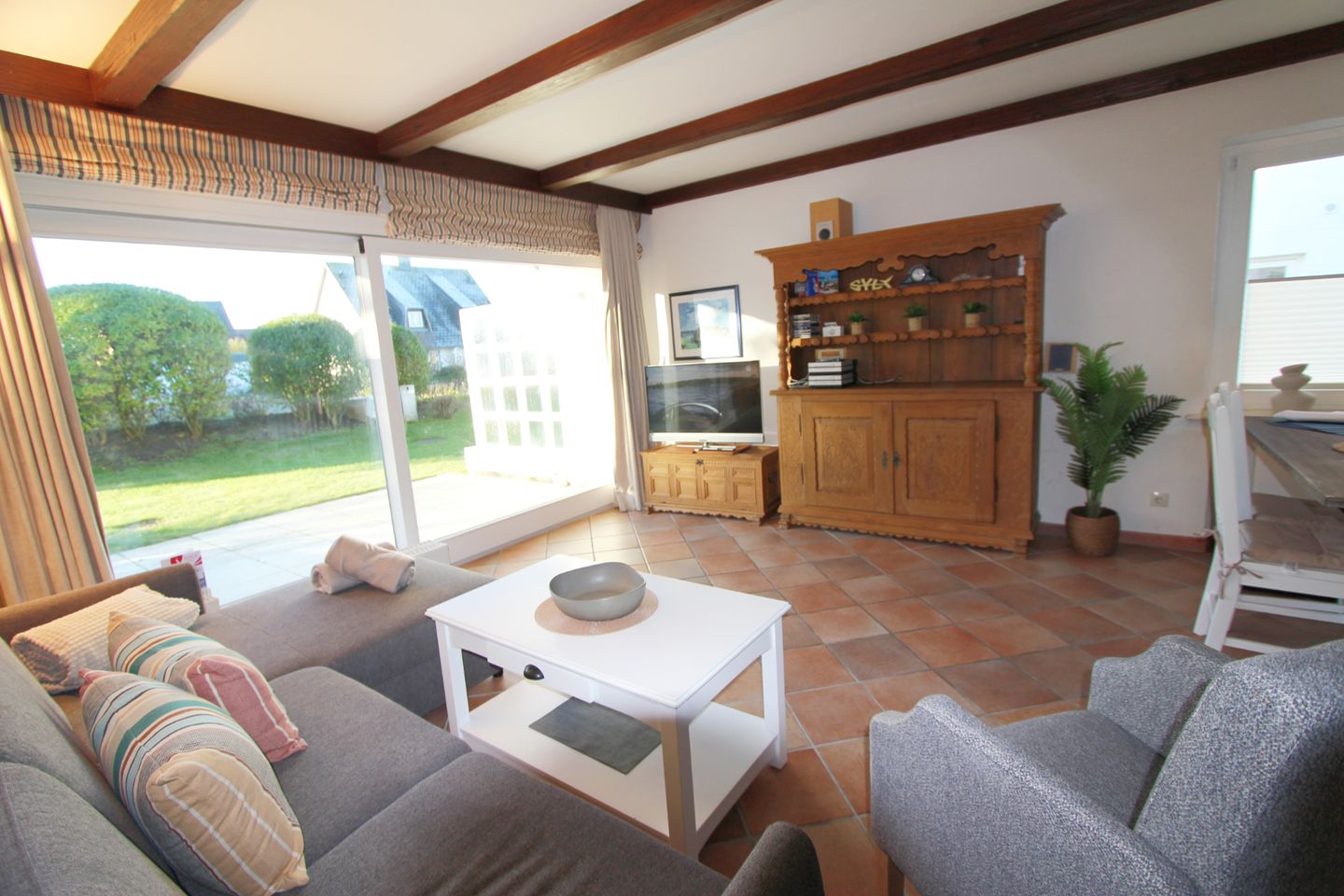  Christian  - Im Grund 21, App. 59 Wenningstedt - Wohnzimmer