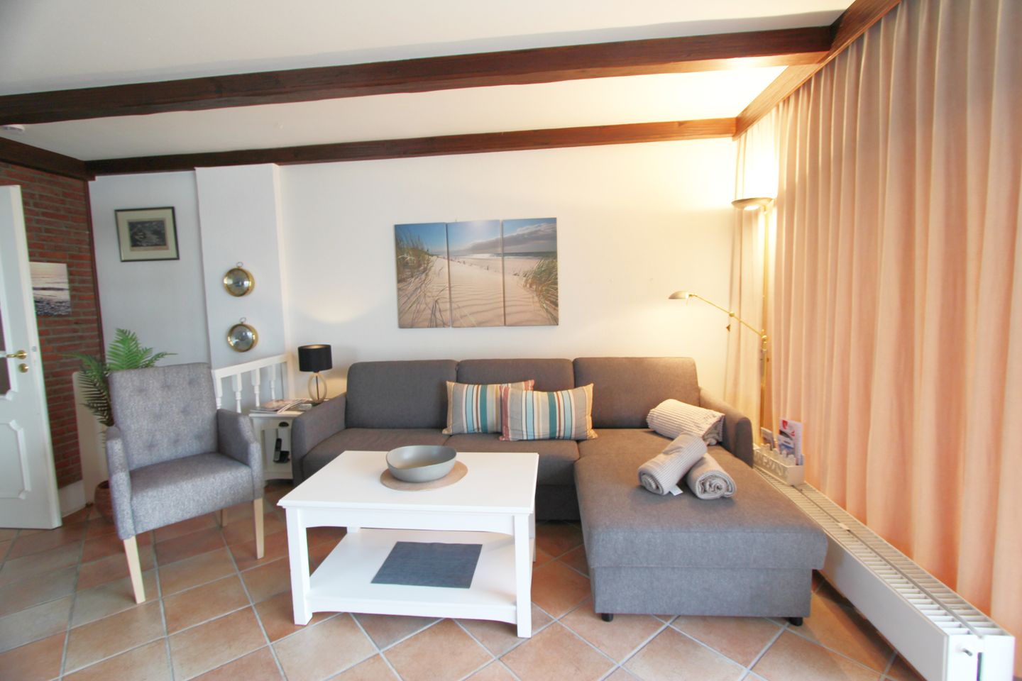  Christian  - Im Grund 21, App. 59 Wenningstedt - Wohnzimmer