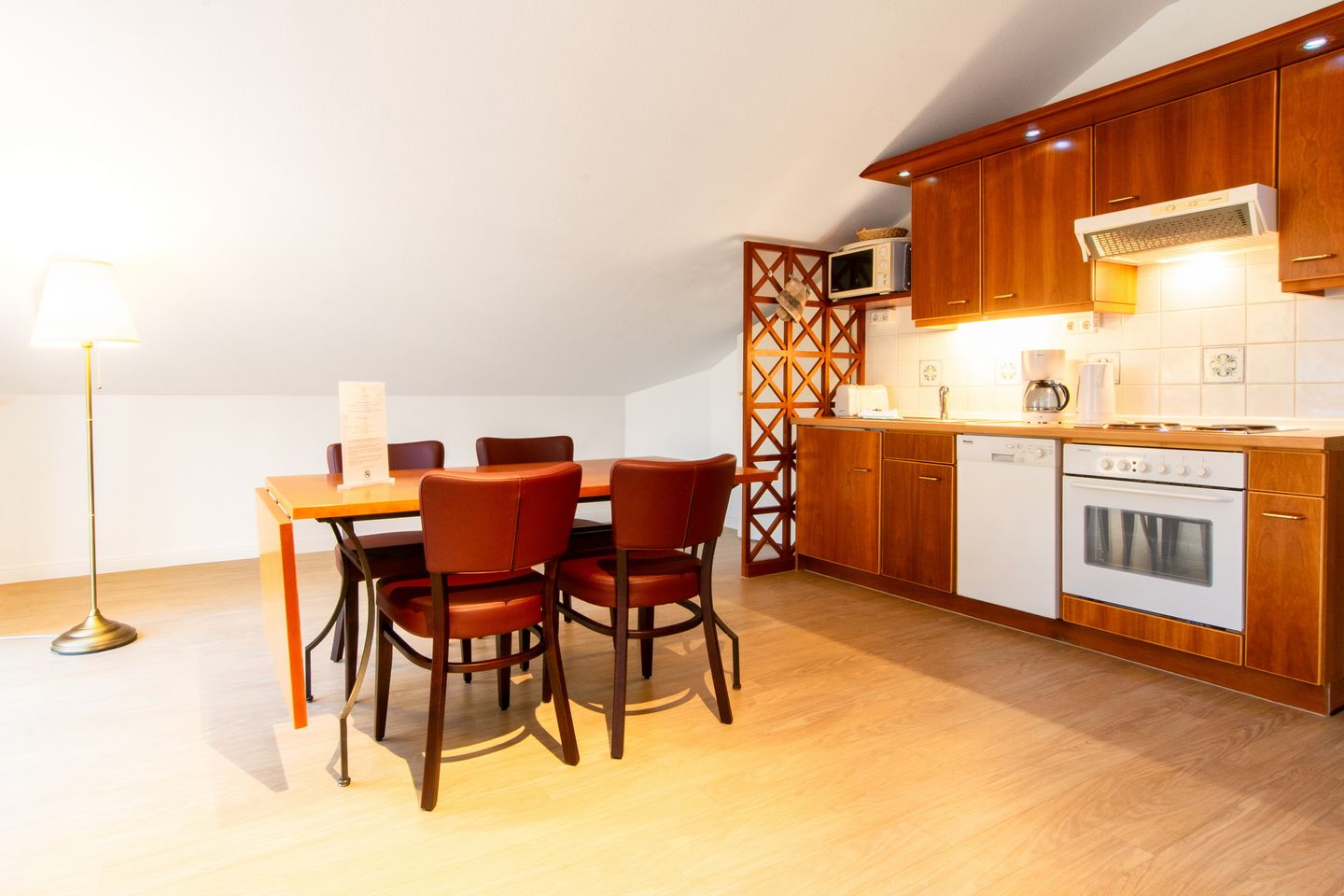 Strand-Park Strand-Park 132 Usedom - Wohn-Essbereich mit Couch