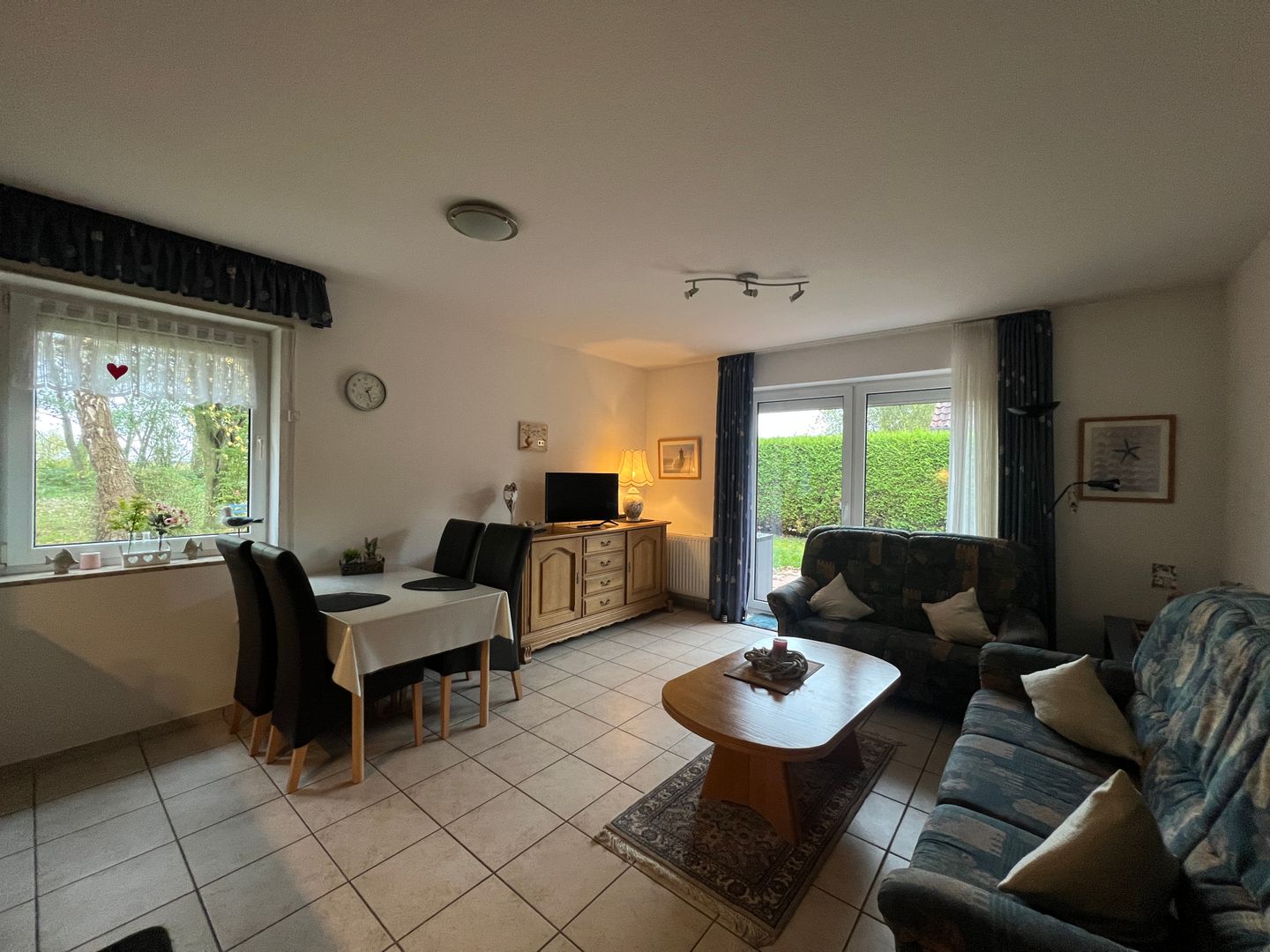  Ferienwohnung Am Harlebogen 10 Whg. 1 Carolinensiel - Wohnzimmer