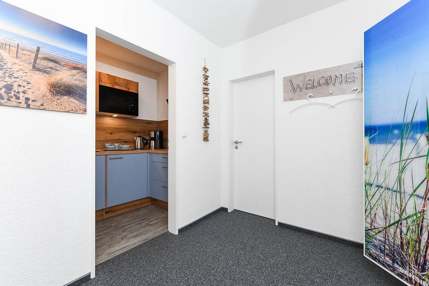  Deich in Sicht Neuharlingersiel - 