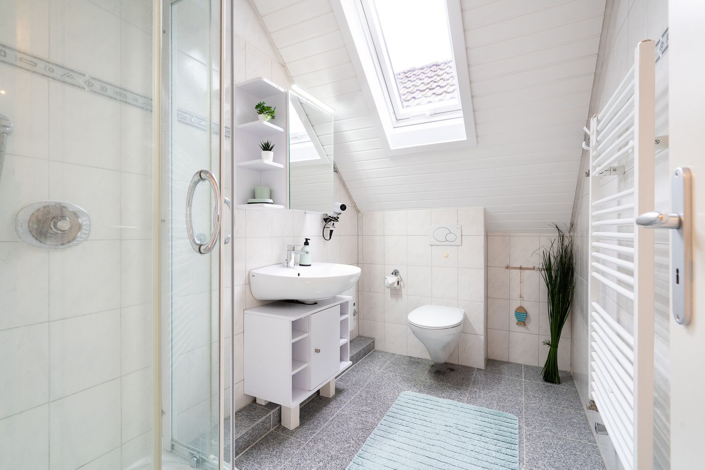  Ferienhaus Seeweg Wohnung 2 Scharbeutz - Badezimmer