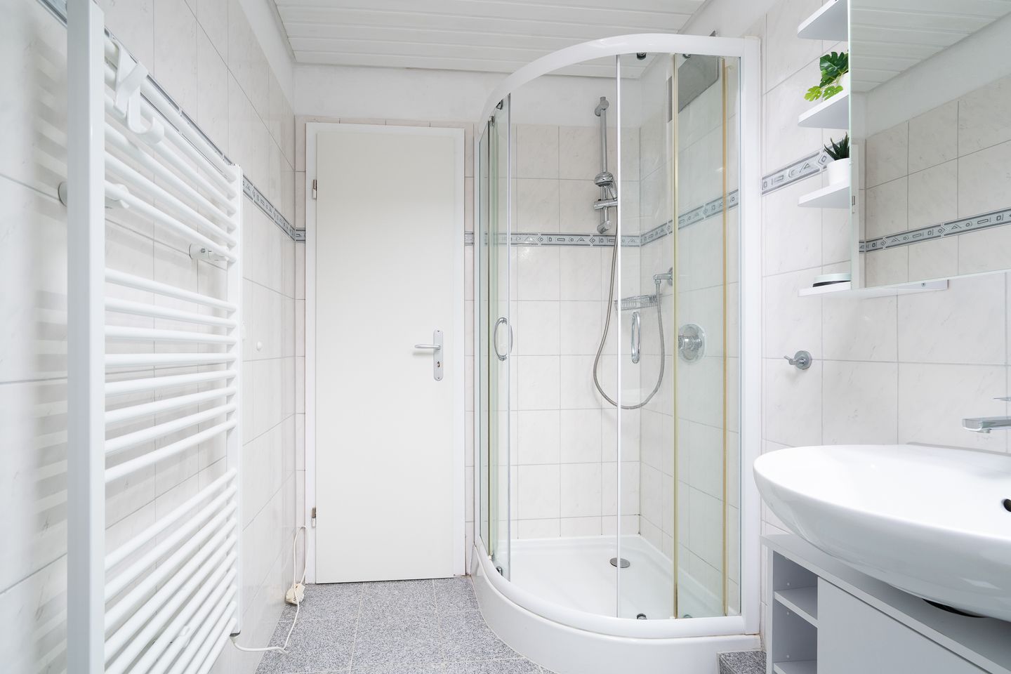  Ferienhaus Seeweg Wohnung 2 Scharbeutz - Badezimmer