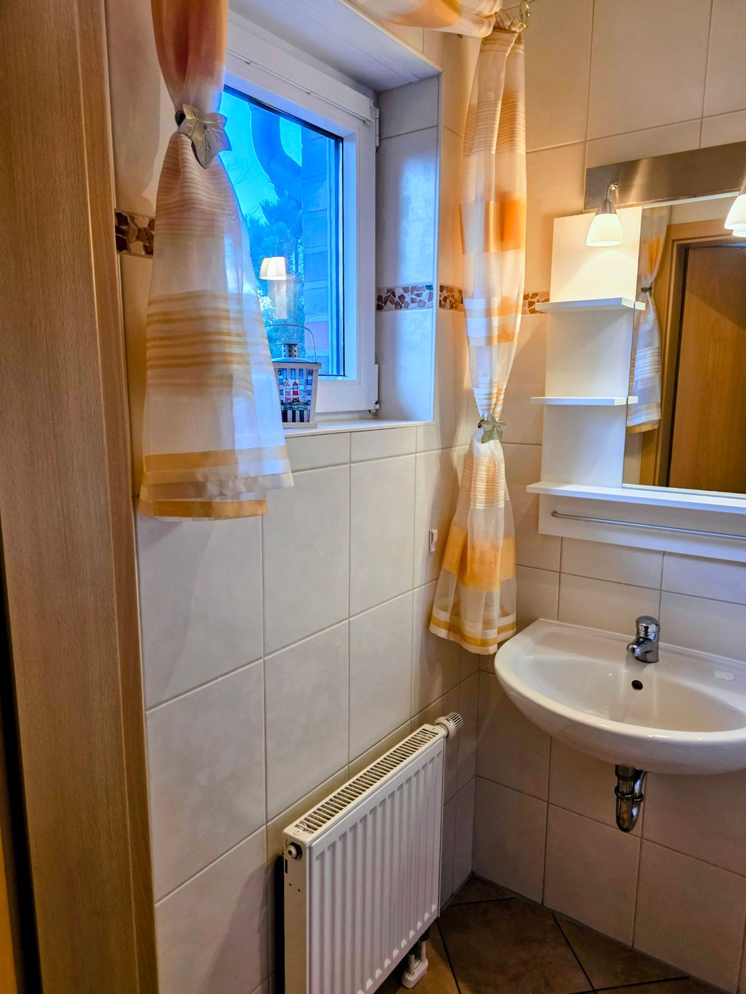  Ferienhaus Leysand Am Yachthafen 102 C Harlesiel - 