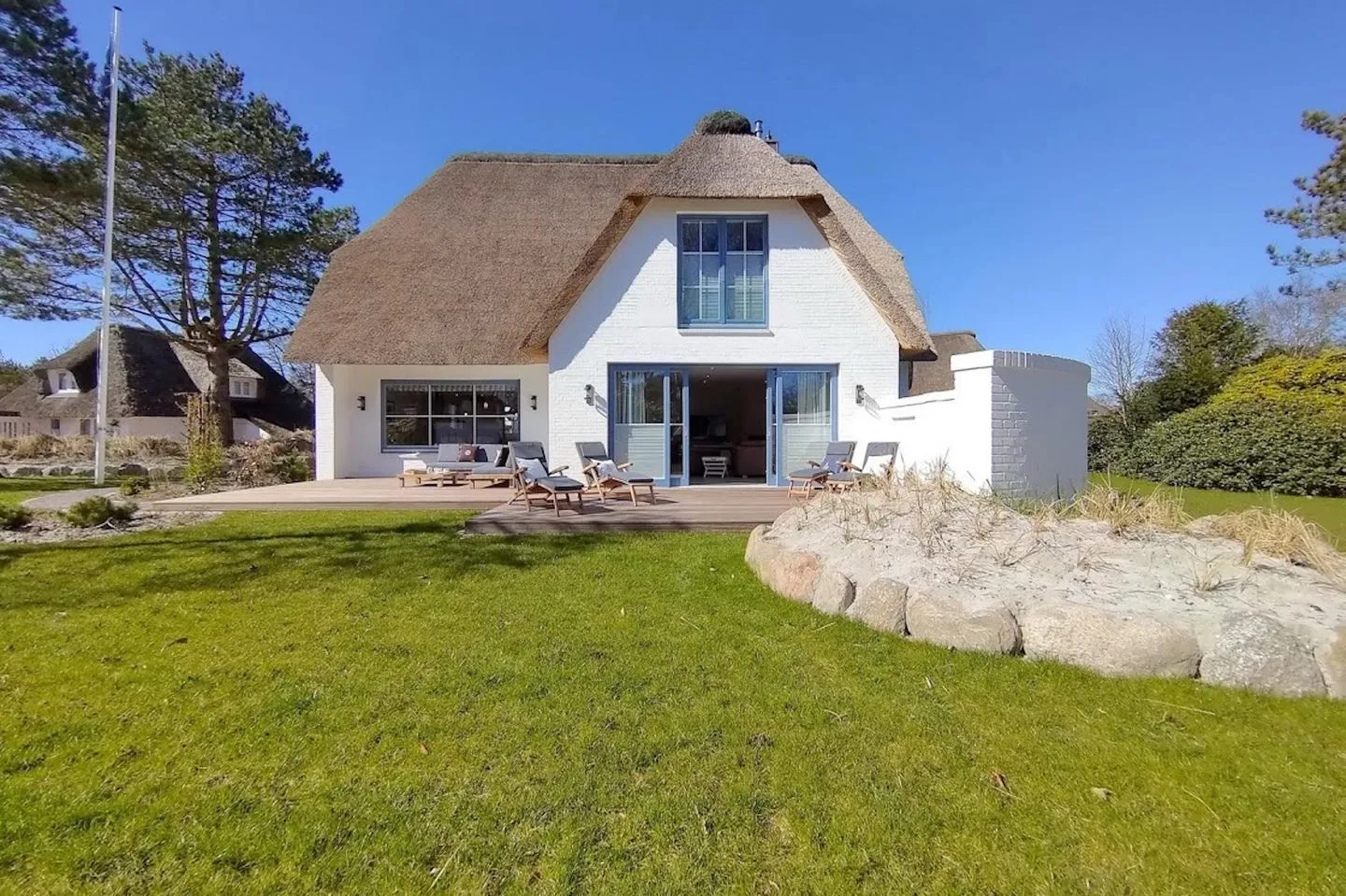 Retreat Reetdach-Villa Retreat SPO Dorf - Hauptansicht