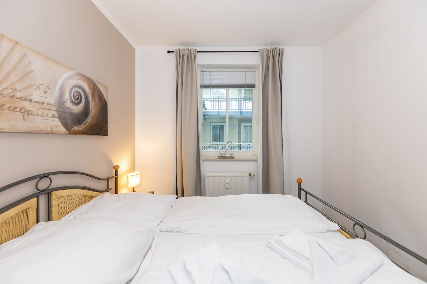 Meeresblick Meeresblick 102 Kühlungsborn - Schlafzimmer mit Doppelbett