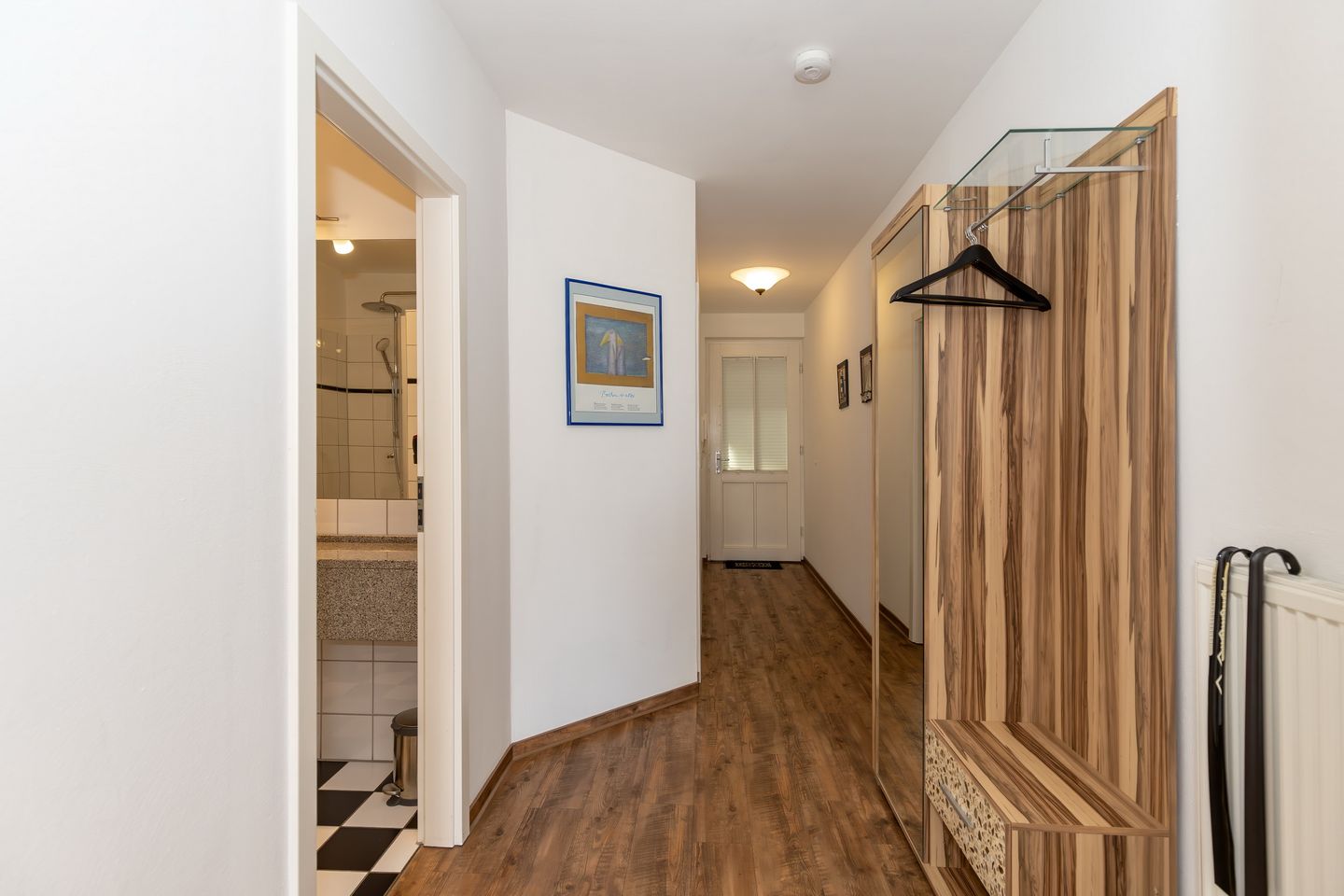 Meeresblick Meeresblick 102 Kühlungsborn - Flur mit Garderobe