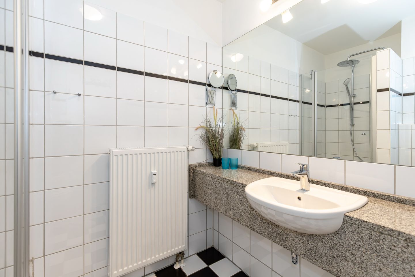 Meeresblick Meeresblick 102 Kühlungsborn - Badezimmer mit Dusche