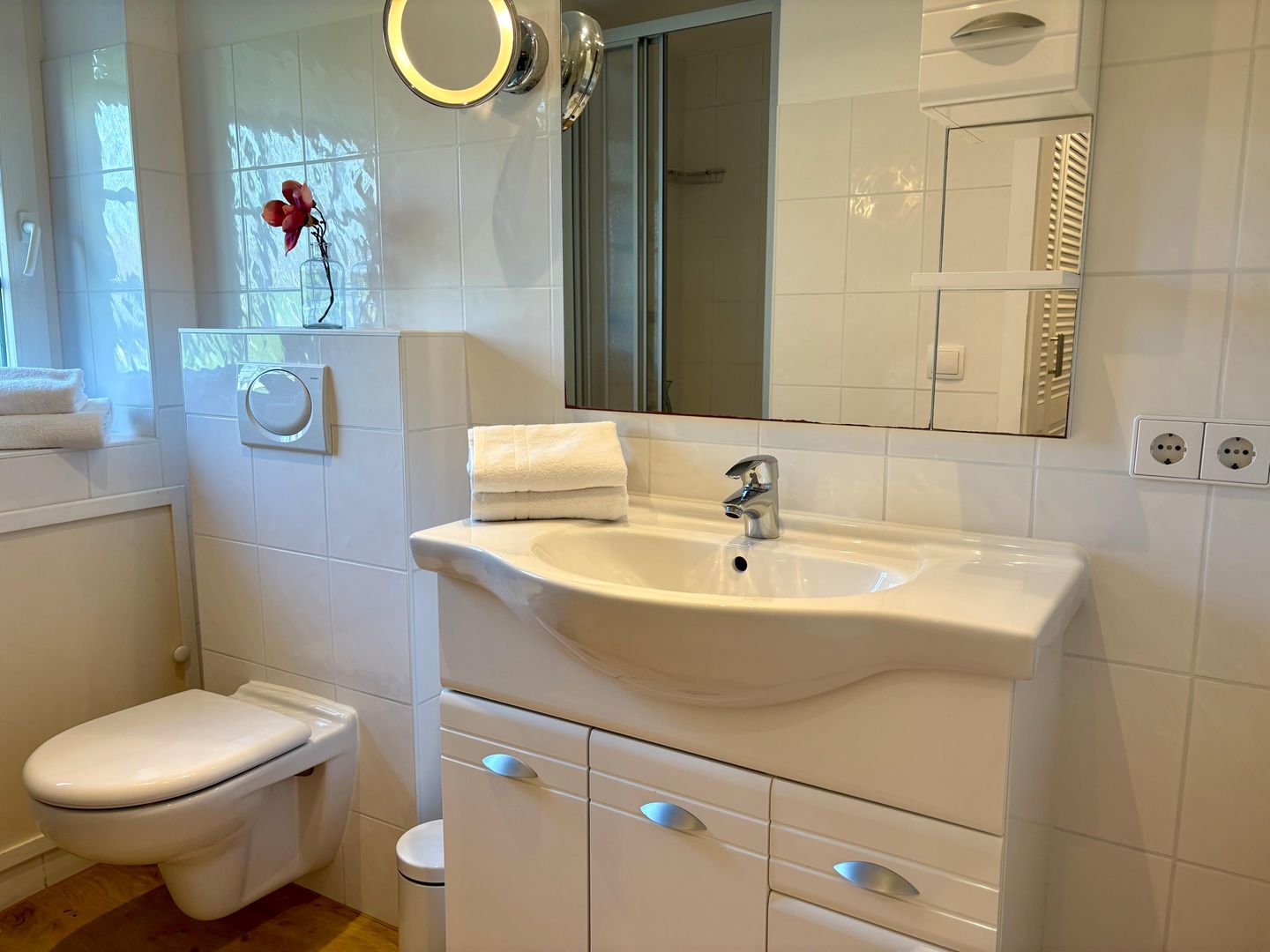 Altes Friesenhaus Wohnung 3 Scheune Morsum - Badezimmer