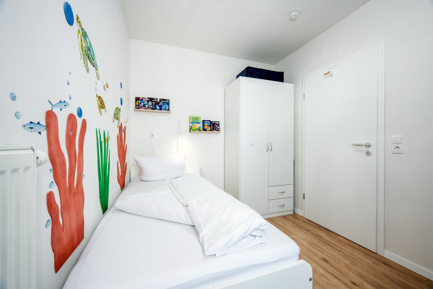 NordseeResort Friesland NordseeResort Friesland 51-0-M Schillig - Schlafzimmer mit Einzelbett und Etagenbett