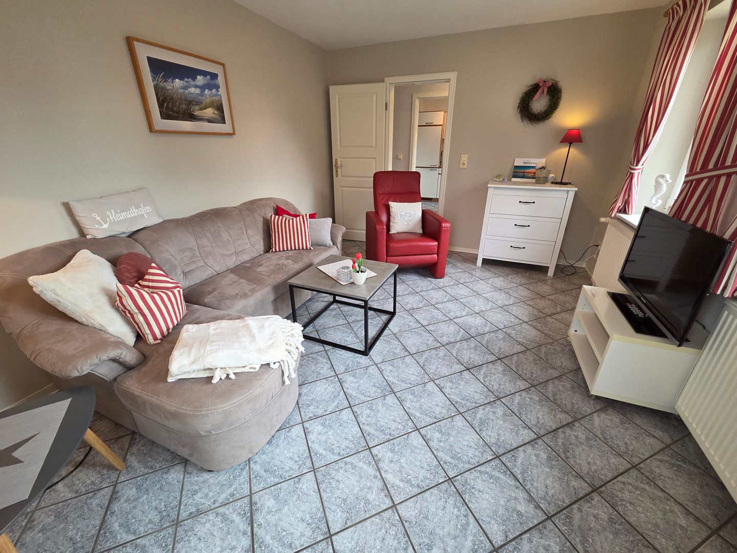 Haus Friesenglück Whg. Seepferdchen Alkersum - Wohnzimmer